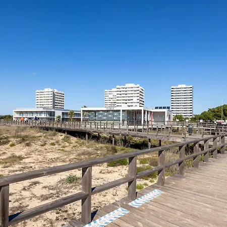 Torralta Ocean Front- *