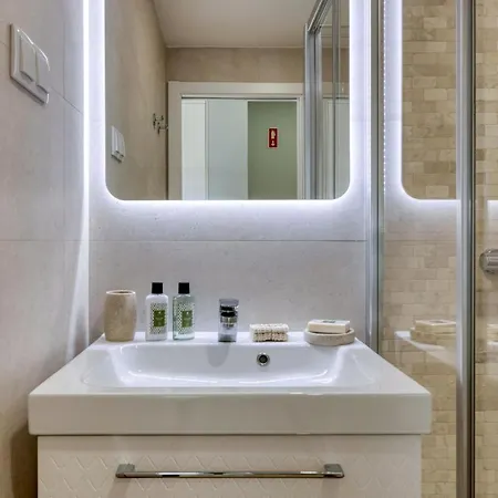 Torralta Ocean Front- *